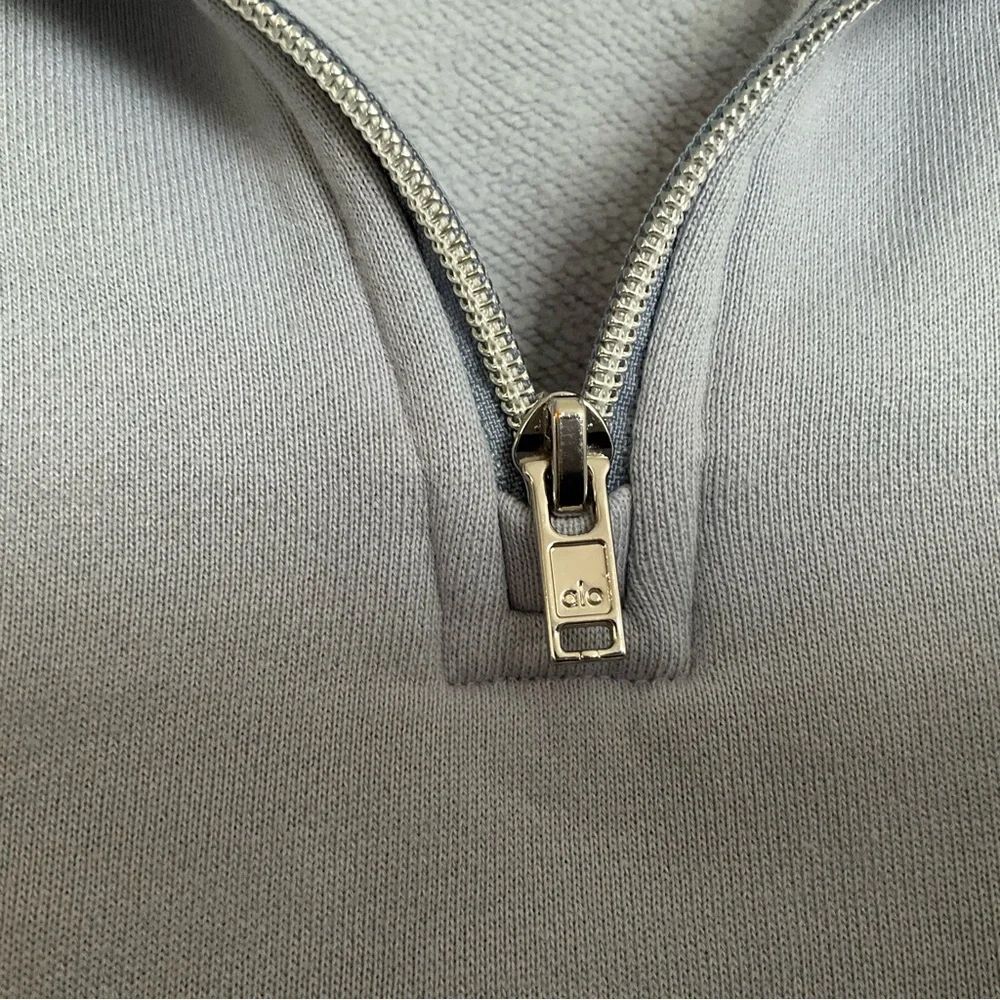 Alo Yoga Accolade 1/4 Zip Pullover Winter Frost S
